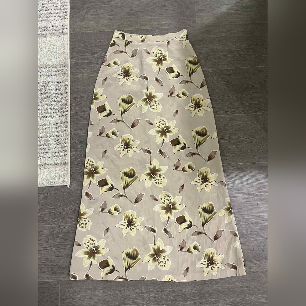 Floral Beige Vintage Maxi Skirt Size 3